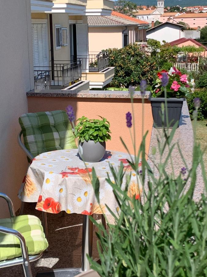 Apartment Close To Krk Town Centre Luaran gambar