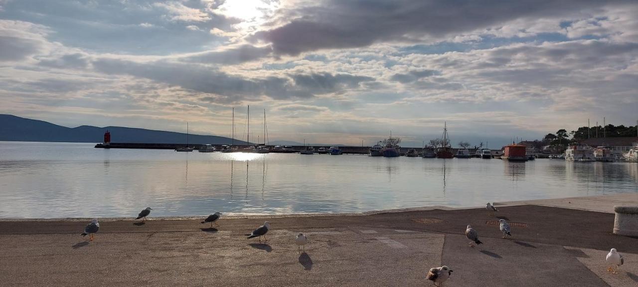 Apartment Close To Krk Town Centre Luaran gambar
